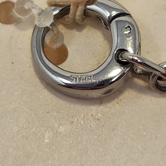 Fossil NYC Red Enamel Apple Charm Stainless Steel Dangle Hinge Ring New - Picture 5 of 6